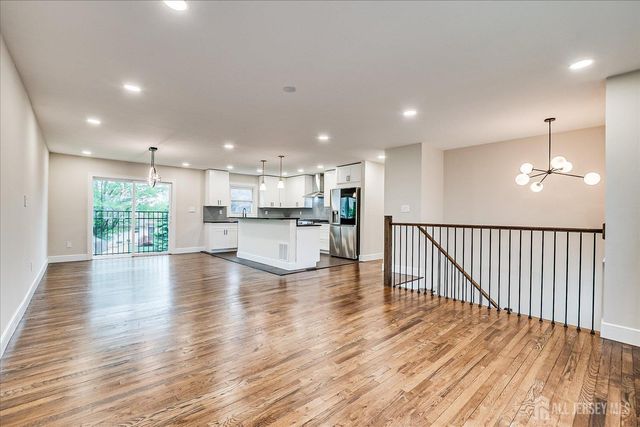 3 Birch Road, Edison, NJ 08817