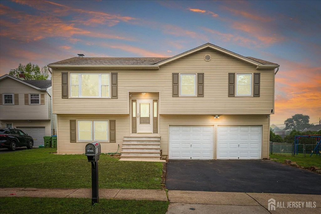 3 Birch Road, Edison, NJ 08817