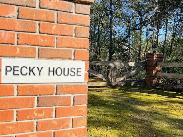 127 SE 930 STREET, Old Town, FL 32680