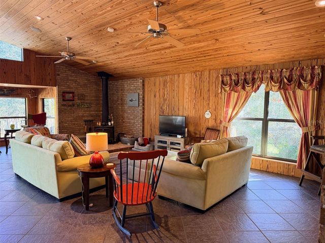 127 SE 930 STREET, Old Town, FL 32680