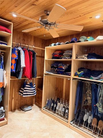 127 SE 930 STREET, Old Town, FL 32680