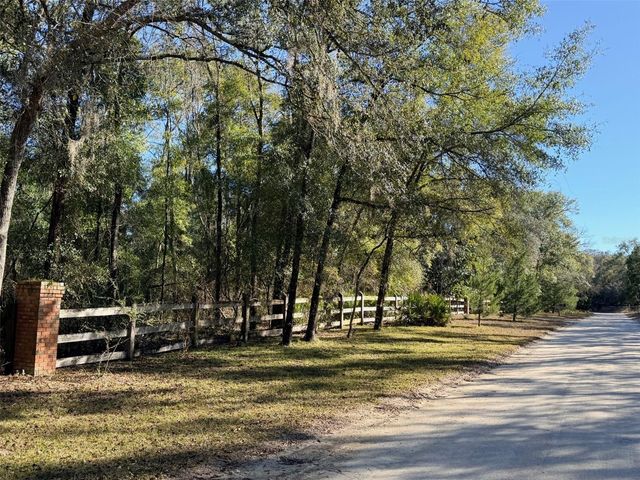 127 SE 930 STREET, Old Town, FL 32680