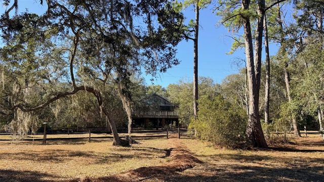 127 SE 930 STREET, Old Town, FL 32680