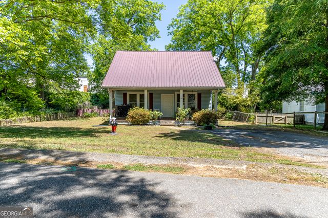 84 Hood Street, Commerce, GA 30529
