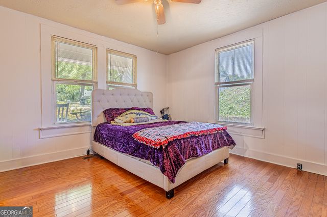84 Hood Street, Commerce, GA 30529