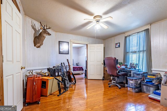 84 Hood Street, Commerce, GA 30529