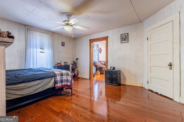 84 Hood Street, Commerce, GA 30529