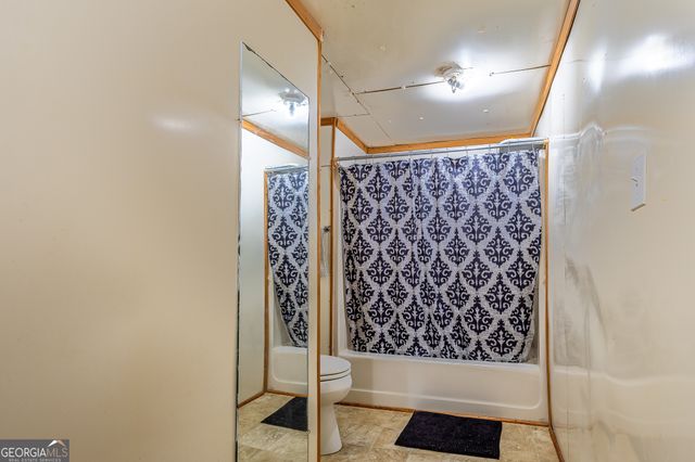 84 Hood Street, Commerce, GA 30529