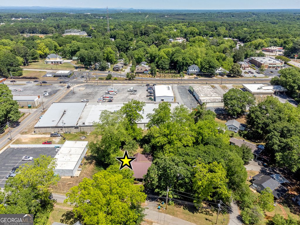 84 Hood Street, Commerce, GA 30529