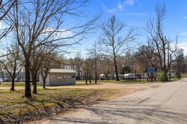 510 Big Richland Dr, Waverly, TN 37185