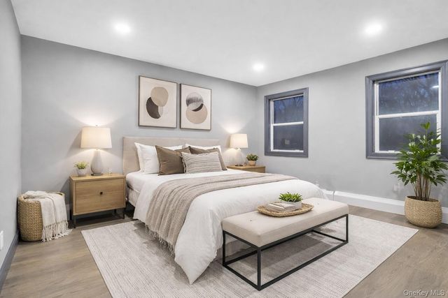 99 Ontario St, Port Jefferson Station, NY 11776