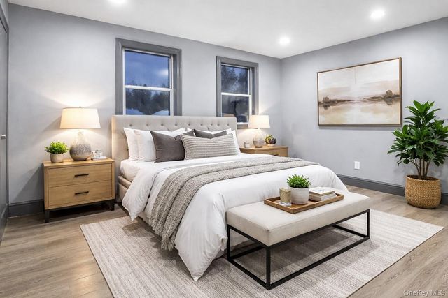 99 Ontario St, Port Jefferson Station, NY 11776