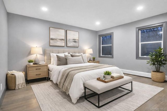 99 Ontario St, Port Jefferson Station, NY 11776