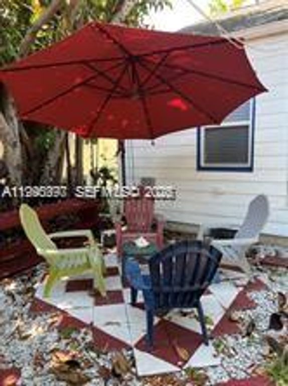 1909 Pierce St 2, Hollywood, FL 33020