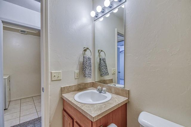 812 Humming Fish Drive, Norman, OK 73069