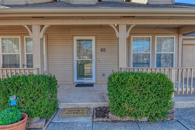 812 Humming Fish Drive, Norman, OK 73069