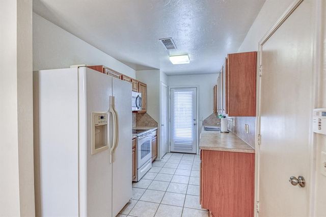 812 Humming Fish Drive, Norman, OK 73069