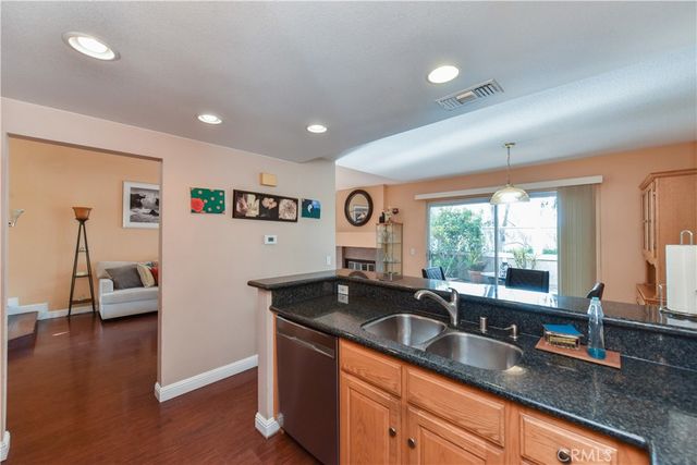 145 Stanford Court 35, Irvine, CA 92612