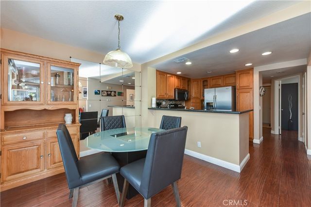 145 Stanford Court 35, Irvine, CA 92612