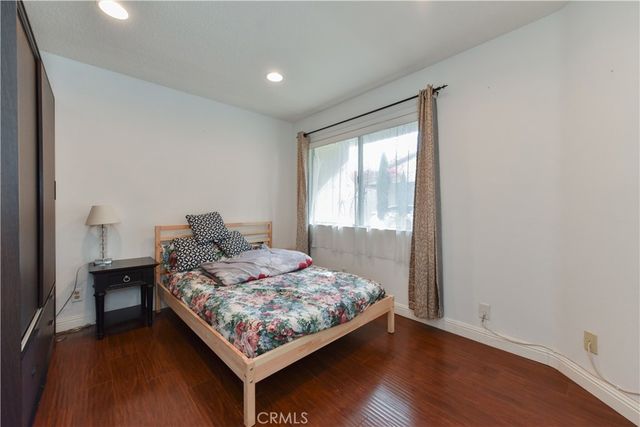 145 Stanford Court 35, Irvine, CA 92612