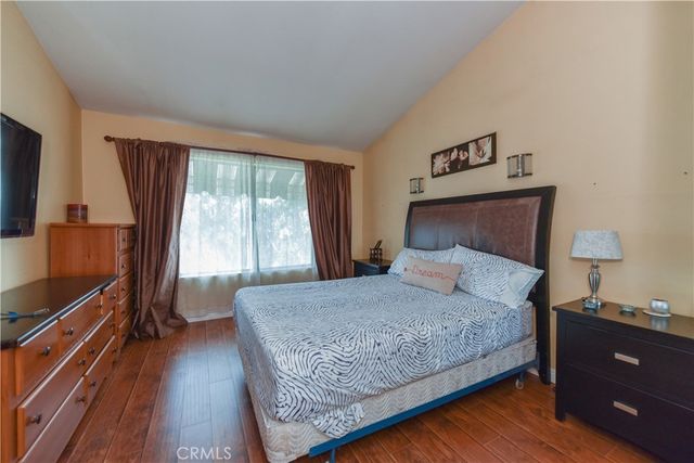 145 Stanford Court 35, Irvine, CA 92612