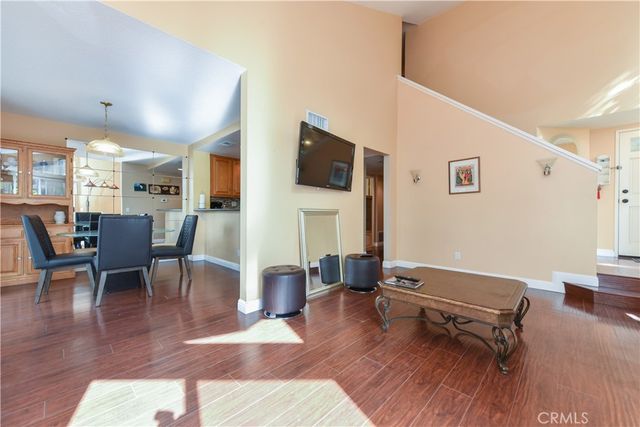 145 Stanford Court 35, Irvine, CA 92612