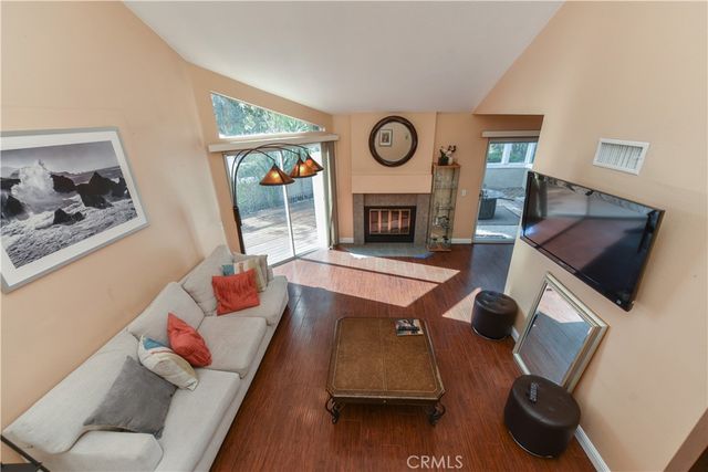 145 Stanford Court 35, Irvine, CA 92612