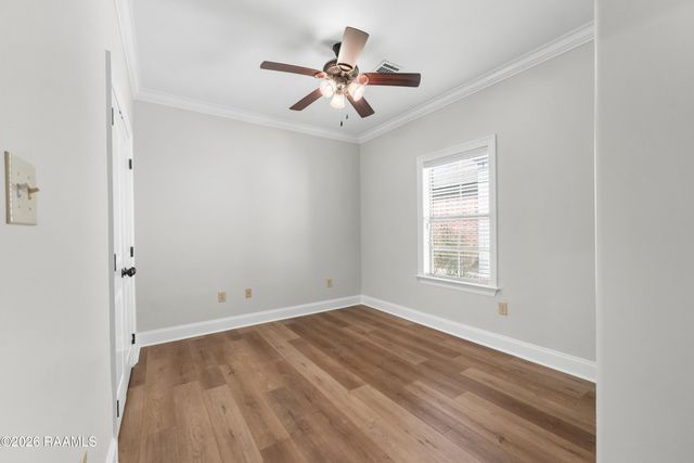 104 Clover Leaf Drive, Lafayette, LA 70508