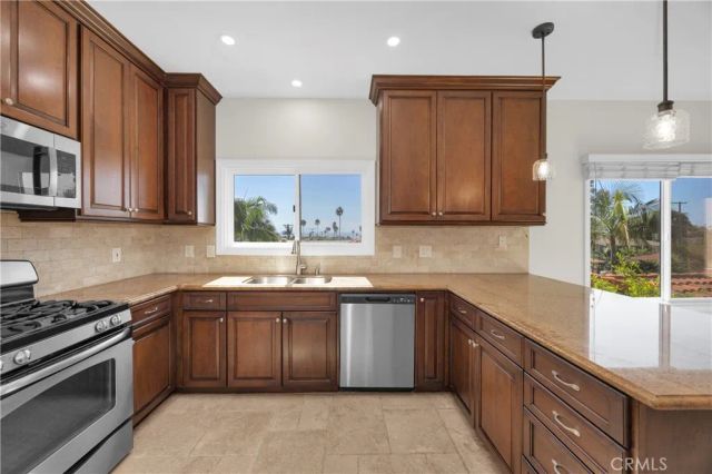 117 Avenida Pelayo, San Clemente, CA 92672
