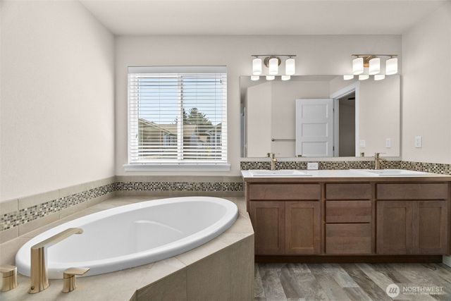 3235 63rd Avenue SW, Olympia, WA 98512