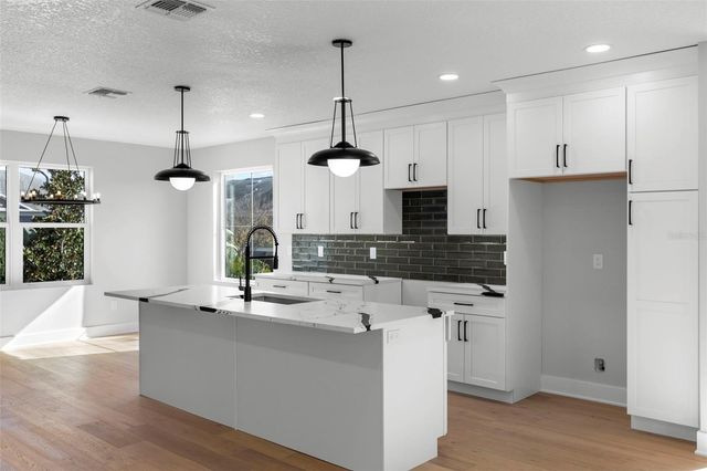 4208 W CARMEN STREET D, Tampa, FL 33609