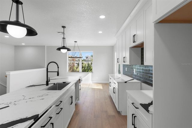 4208 W CARMEN STREET D, Tampa, FL 33609