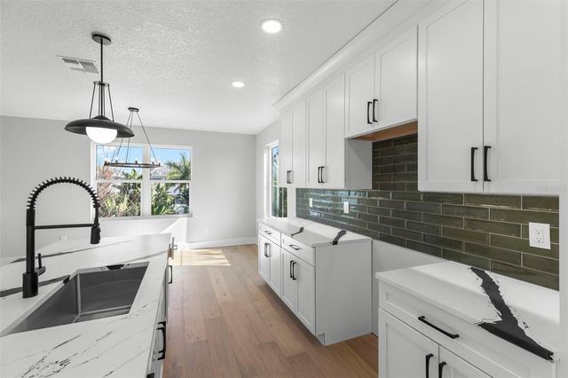 4208 W CARMEN STREET D, Tampa, FL 33609