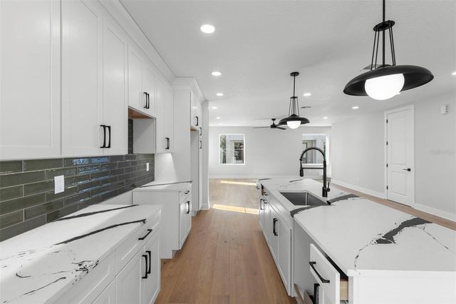 4208 W CARMEN STREET D, Tampa, FL 33609