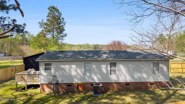 133 Woodcroft Lane, Rocky Point, NC 28457