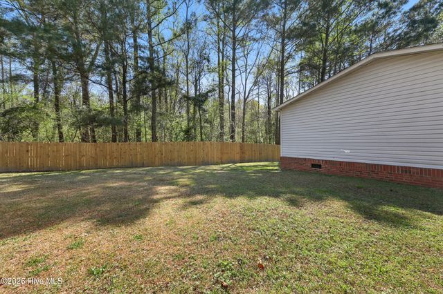 133 Woodcroft Lane, Rocky Point, NC 28457