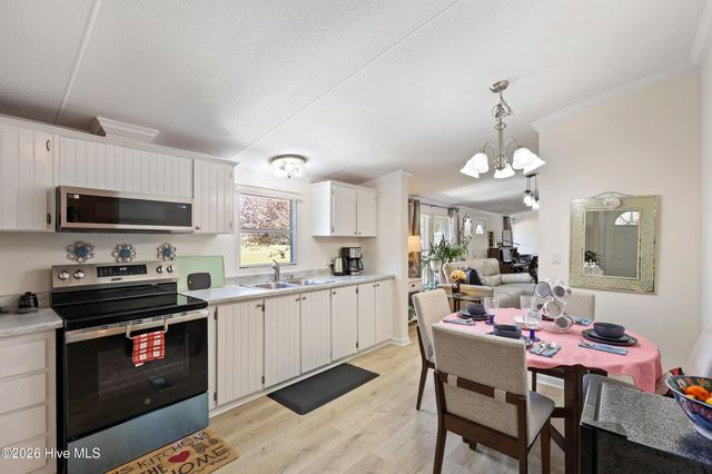 133 Woodcroft Lane, Rocky Point, NC 28457