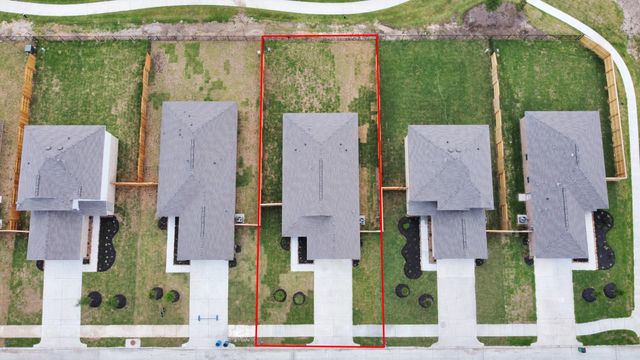 5035 Caledonia Lake Lane, Rosharon, TX 77583