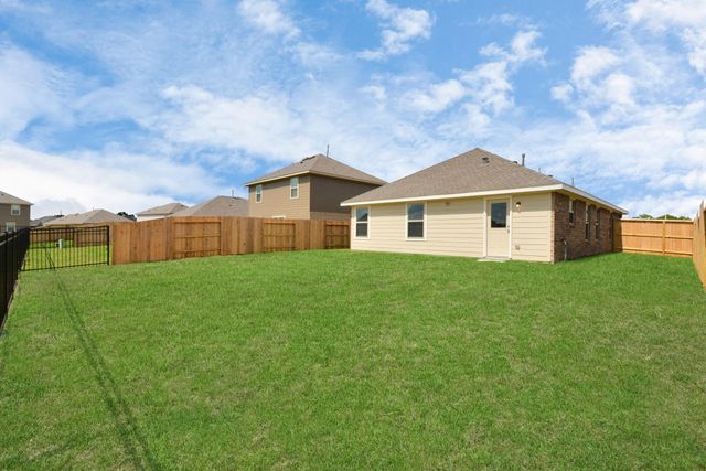 5035 Caledonia Lake Lane, Rosharon, TX 77583