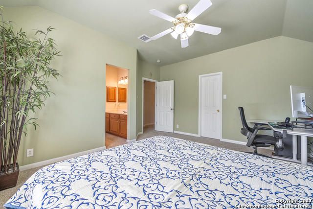 9634 JASON BND, Helotes, TX 78023