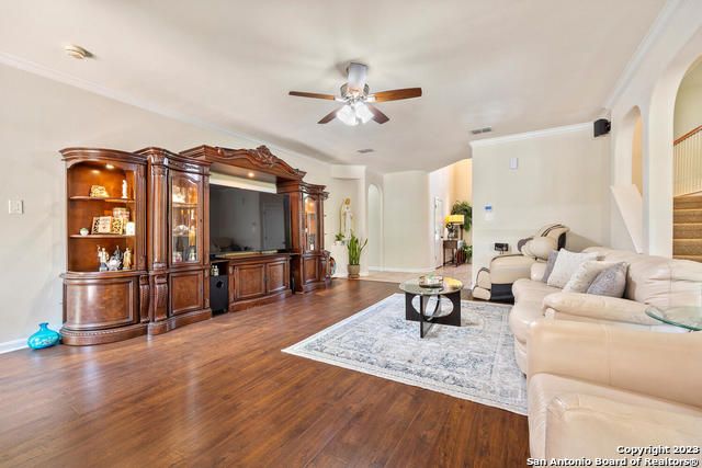 9634 JASON BND, Helotes, TX 78023