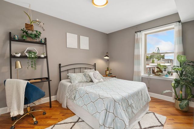 3916 W Cortland Street 3, Chicago, IL 60647