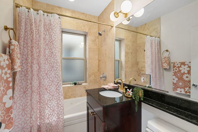 3916 W Cortland Street 3, Chicago, IL 60647