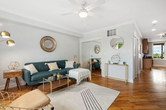 3916 W Cortland Street 3, Chicago, IL 60647