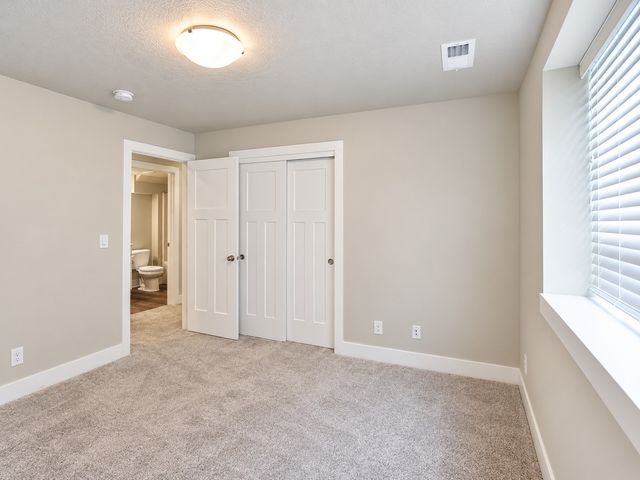 342 N Warrior Lane, Waukee, IA 50263