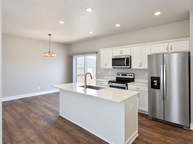 342 N Warrior Lane, Waukee, IA 50263