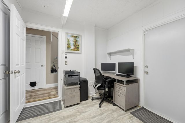 2805 Foxhall Drive E, West Palm Beach, FL 33417