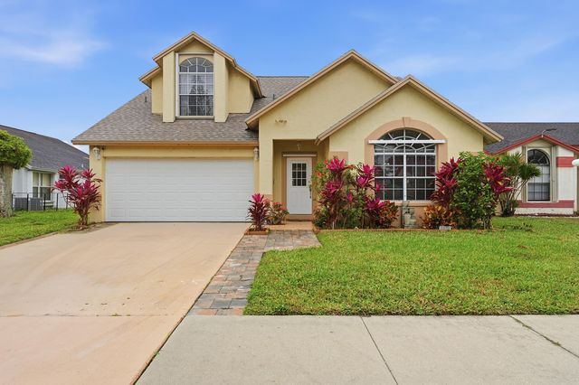 2805 Foxhall Drive E, West Palm Beach, FL 33417