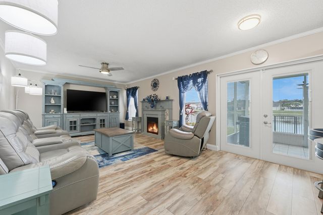 2805 Foxhall Drive E, West Palm Beach, FL 33417