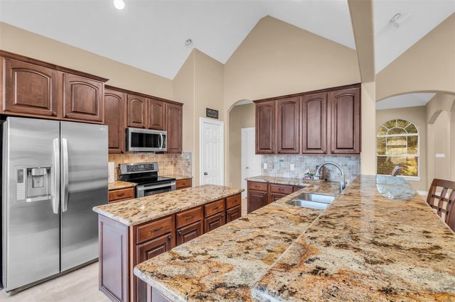 14030 Shoreline Drive, Willis, TX 77318